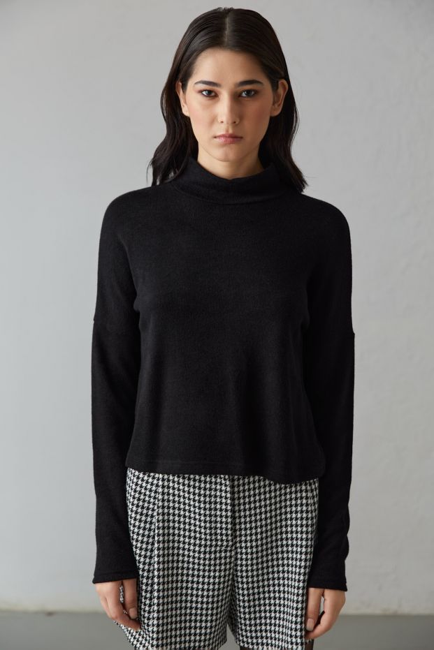 Negin Cropped Turtleneck Top