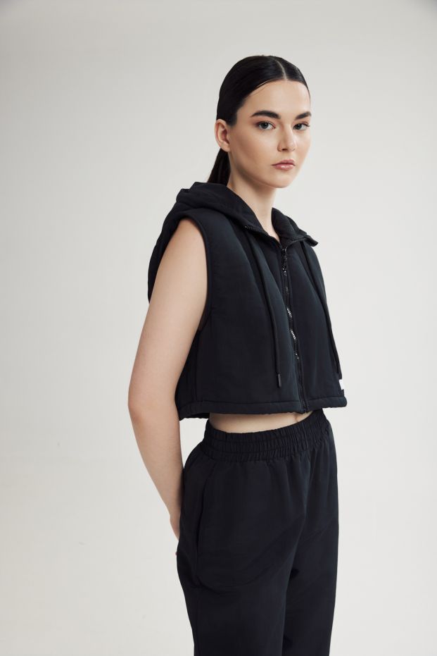 Katie Cropped Puffer Black