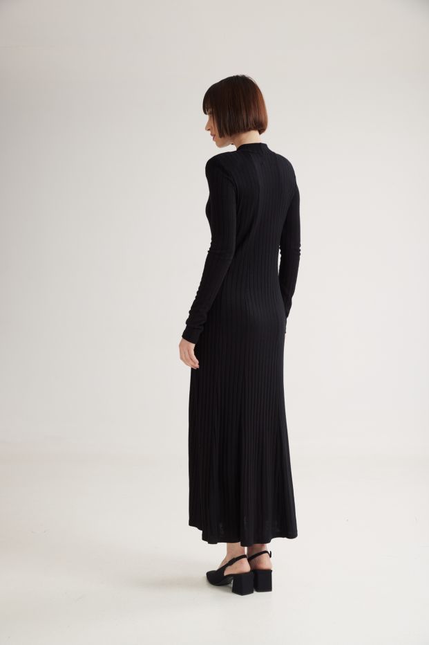 London Long Turtleneck Dress Black