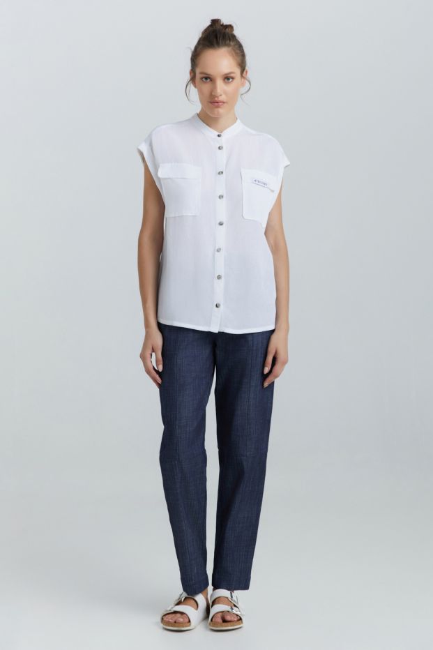 Akti Sleeveless Shirt