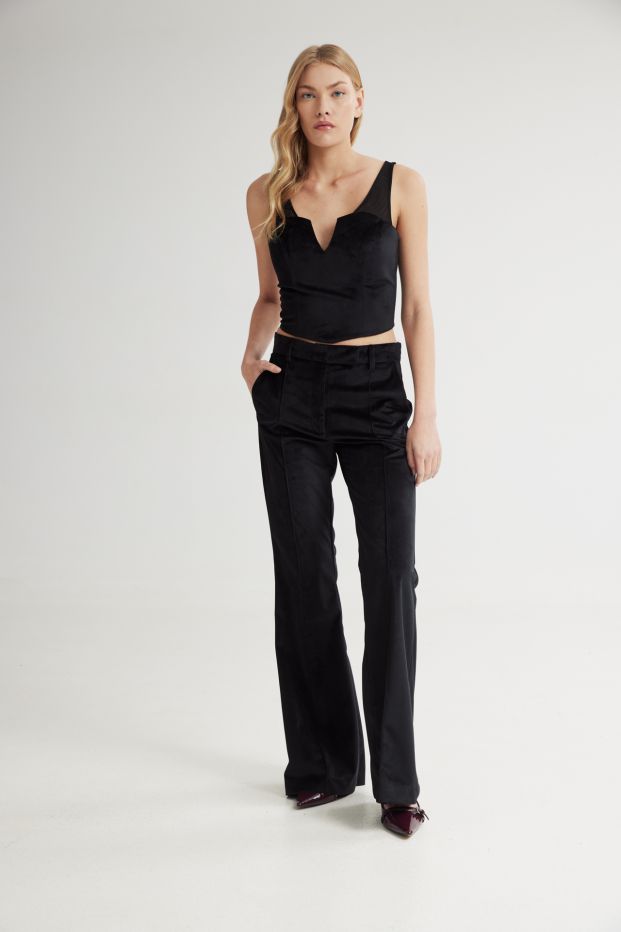 Scarlet Velvet Flare Pants Black